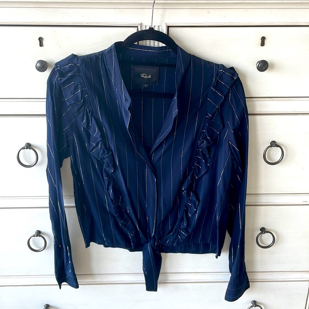 Rails button down top